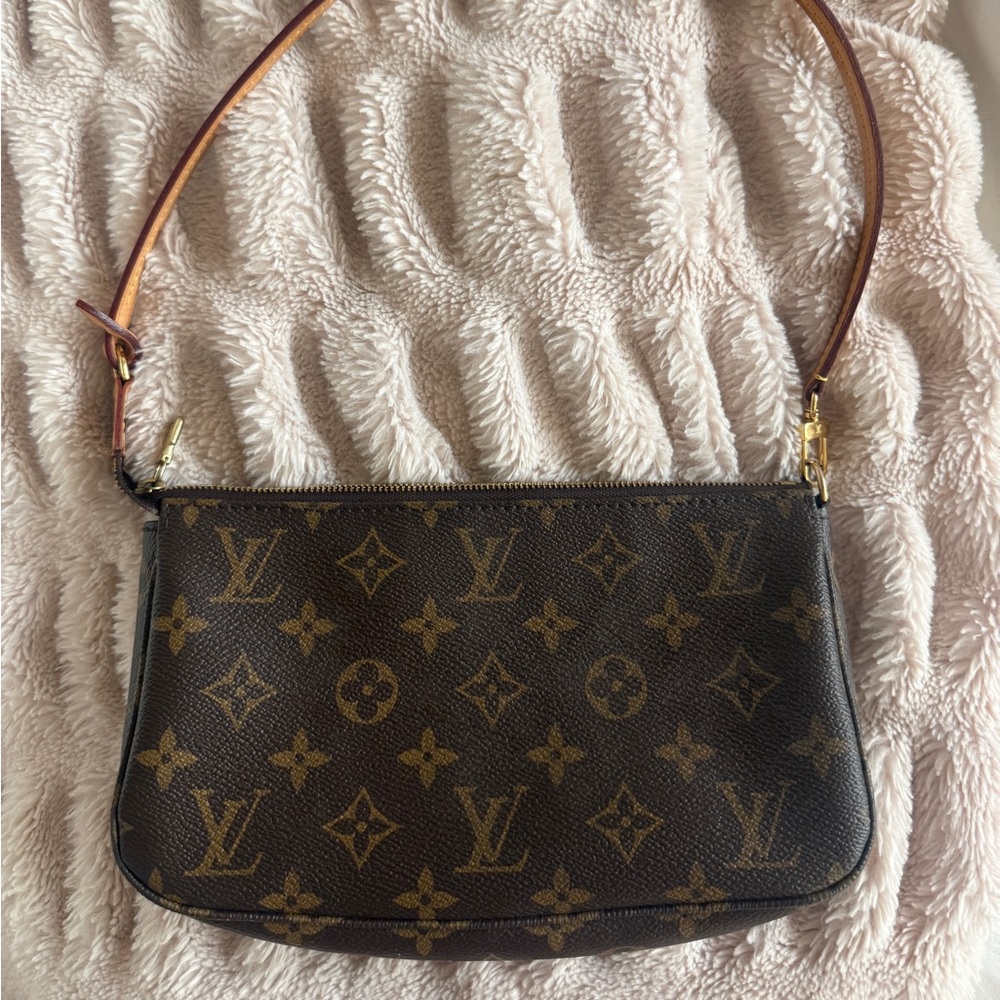 Louis Vuitton Brown Monogram Canvas Pochette Shoulder Bag